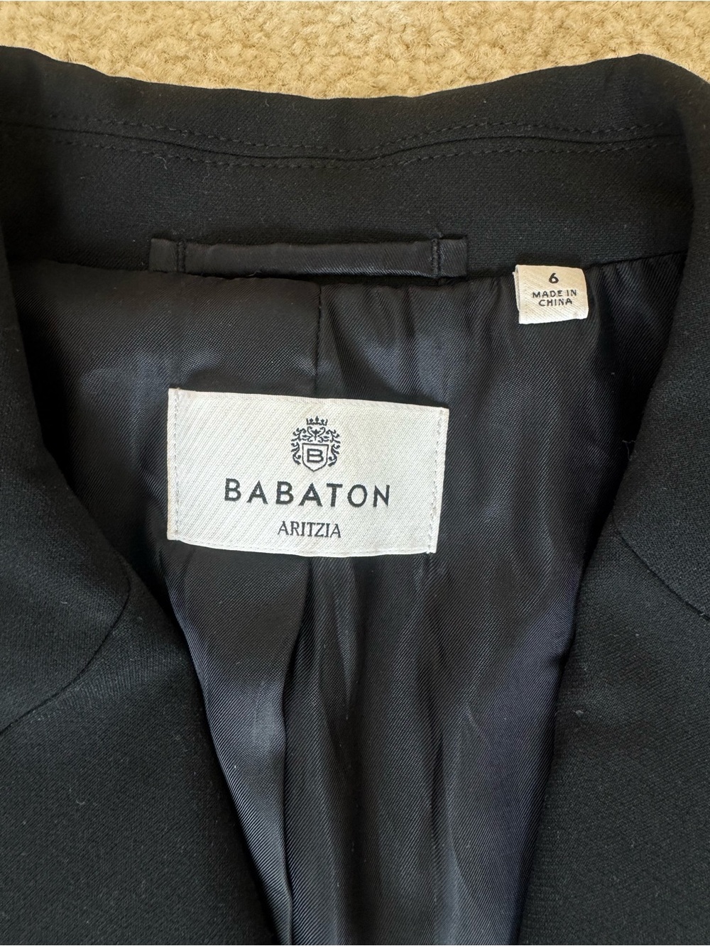 Aritzia Babaton Innovate Blazer - Picture 3 of 3